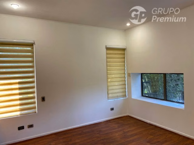 Parcela hermosa casa y piscina 5D 4B 15E venta en Peñaflor