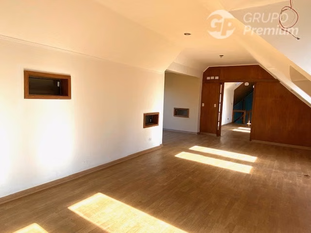 Parcela hermosa casa y piscina 5D 4B 15E venta en Peñaflor