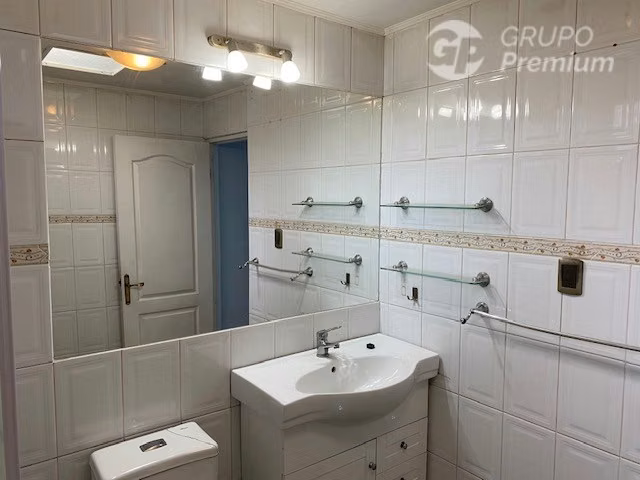 Parcela hermosa casa y piscina 5D 4B 15E venta en Peñaflor