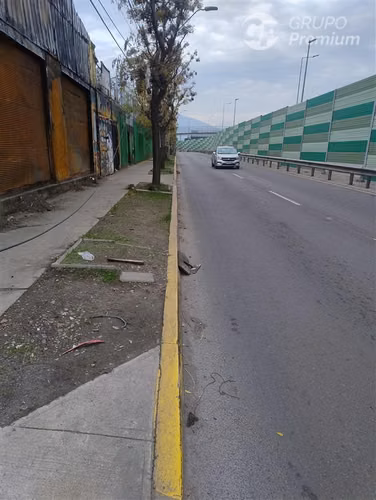 ¡Terreno Urbanizado de 952 m a 1 Cuadra del Metro Sta Rosa!