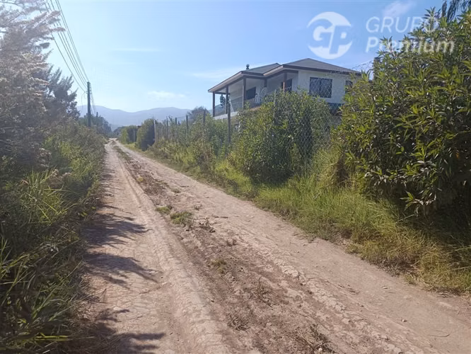 vendo parcela 11,400m2 con deslinde a rio Elqui, km30