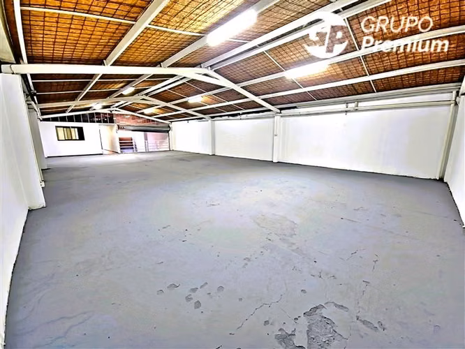 Bodega amplia lista para logística y distribución, Santiago - Imagen 2