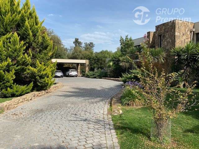 Parcela en venta espectacular casa excelente conectividad - Imagen 3