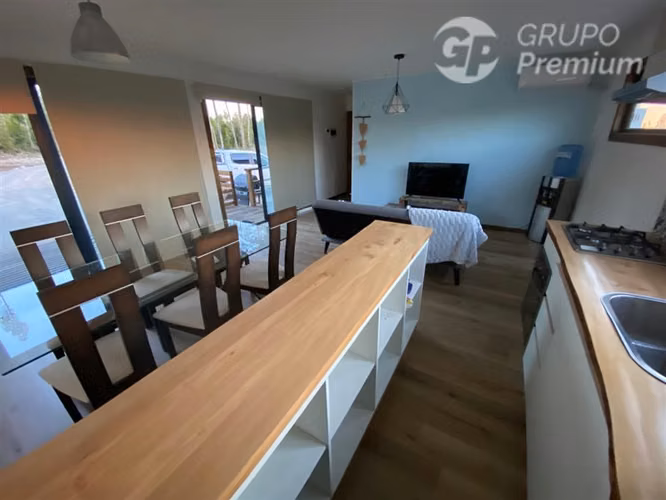 Parcela con 2 casas en venta en Puerto Varas