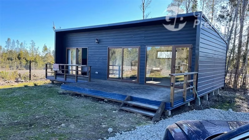 Parcela con 2 casas en venta en Puerto Varas