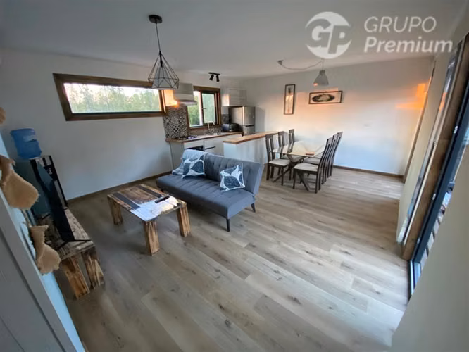 Parcela con 2 casas en venta en Puerto Varas