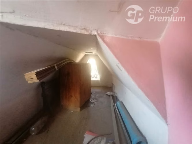 Casa en venta de 6 dorm. en Renca 142 m2 construido