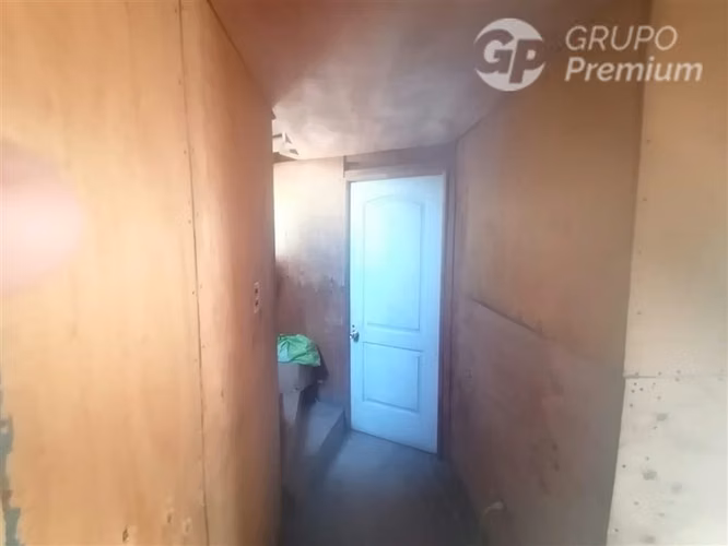 Casa en venta de 6 dorm. en Renca 142 m2 construido