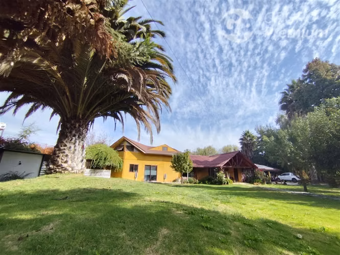 Parcela en venta en Buín 5d,4b ,cocina, living comedor.