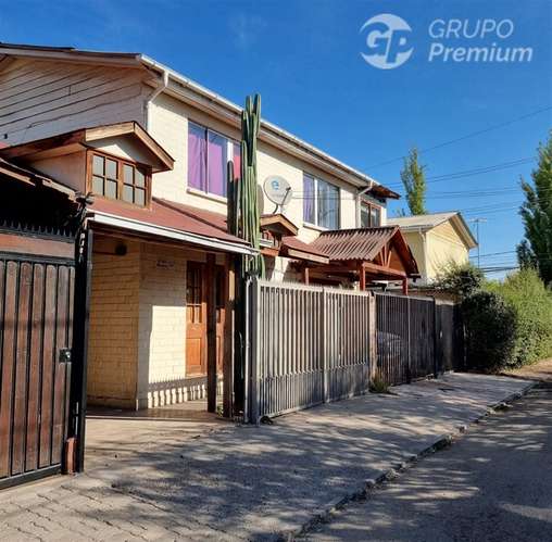Casa con excelente ubicación en Buin. 3D 1B