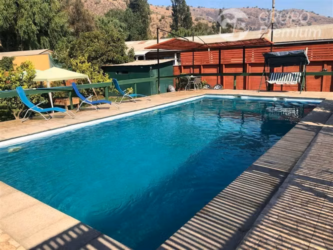 Casa de 140m2 en venta de 4 dorm. en Las Cabritas Calera
