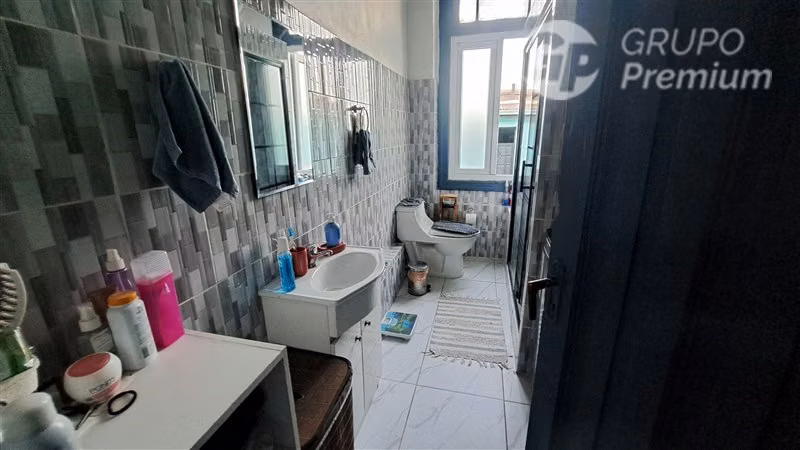 2 Casas en venta 4 Dorm.2 Baños en Barrio Universitario Stgo