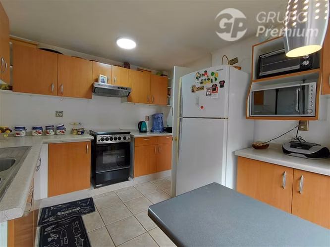 Casa 4D 3B + 2 Estac. en Ciudad de los Valles Pudahuel - Imagen 5