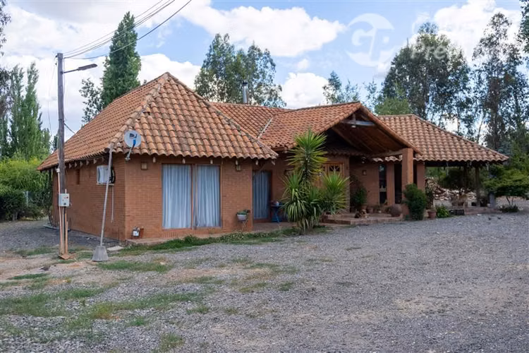 Sitio en venta en Talca, casa, supermercado