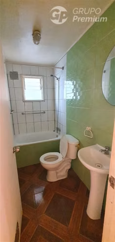 Casa CASI NUEVA vendo en Carahue. 3d. 1b. 1e. Accesibilidad.