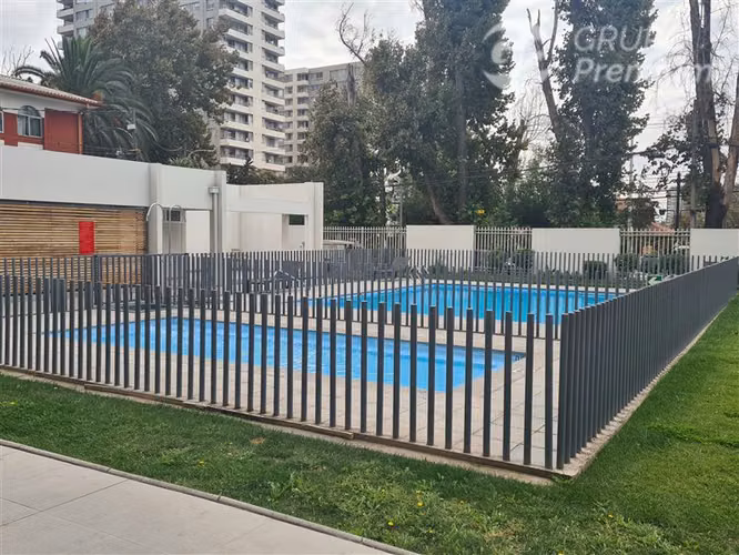 Departamento en venta en La Cisterna 2d 2b estac. y bodega