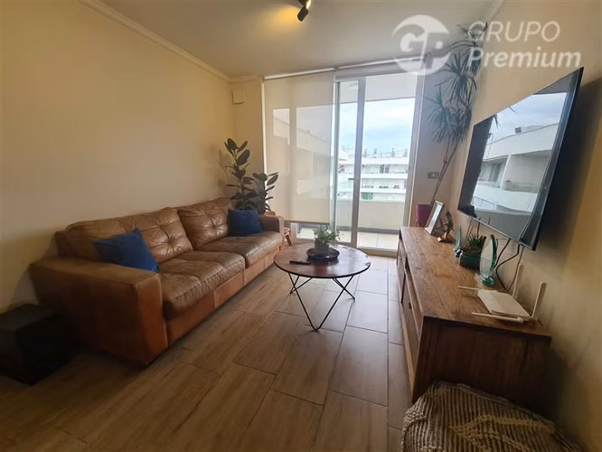 Departamento en venta en La Cisterna 2d 2b estac. y bodega
