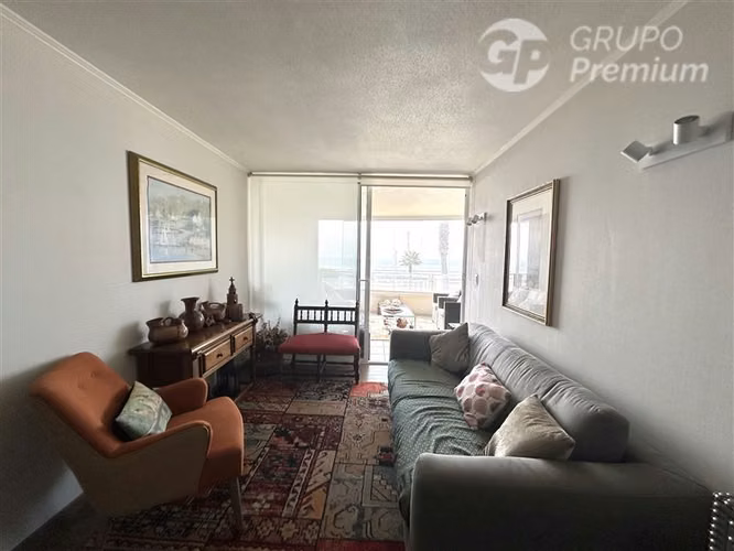 Venta excelente departamento frente a la playa 3D-2B