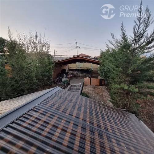 Hermosa Casa en Amplio terreno 260m2, 3D, 2B, TERRAZA