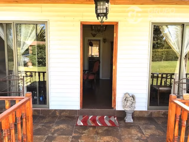 Parcela en venta Peñaflor con 2 casas piscina quincho 5D 4B