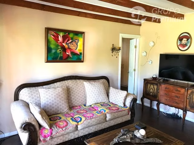 Parcela en venta Peñaflor con 2 casas piscina quincho 5D 4B