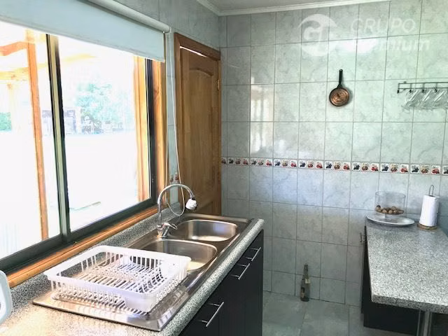Parcela en venta Peñaflor con 2 casas piscina quincho 5D 4B