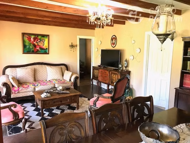 Parcela en venta Peñaflor con 2 casas piscina quincho 5D 4B
