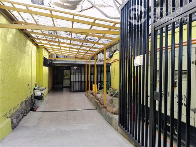 Industrial con 1365 m2 en venta en San Miguel