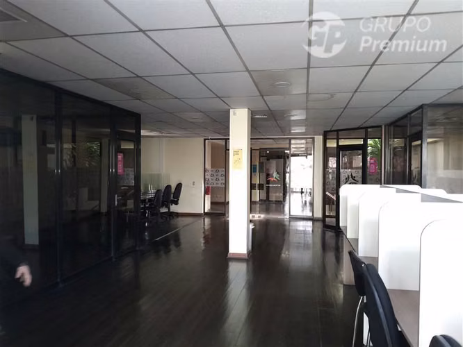 Industrial con 1365 m2 en venta en San Miguel