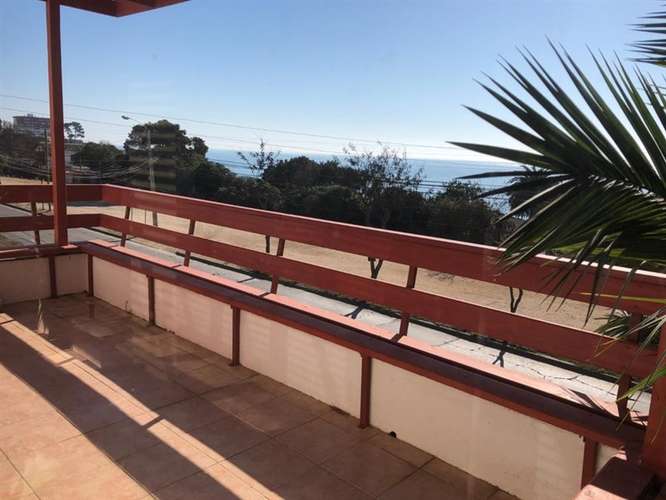 ESTUPENDA CASA CON VISTA AL MAR EN CONCÓN