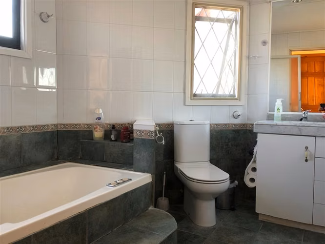 EXCELENTE OPORTUNIDAD ESTUPENDA CASA EN CONCÓN