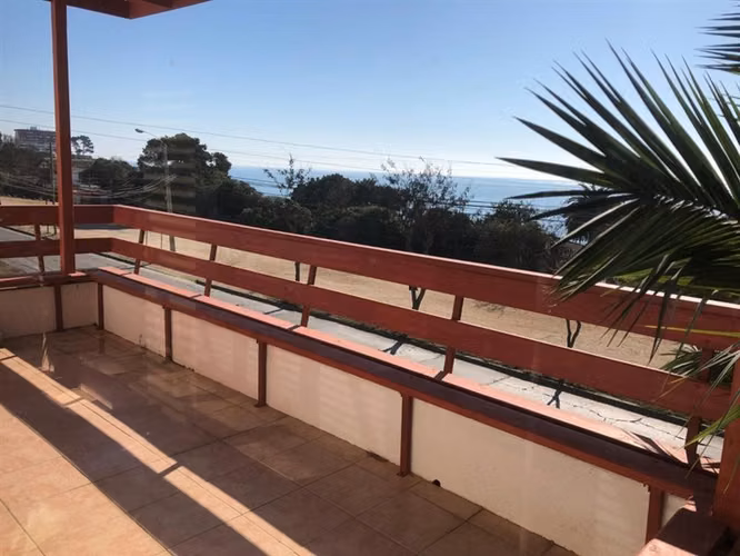 EXCELENTE OPORTUNIDAD ESTUPENDA CASA EN CONCÓN