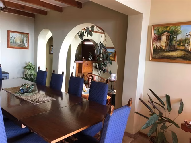 EXCELENTE OPORTUNIDAD ESTUPENDA CASA EN CONCÓN