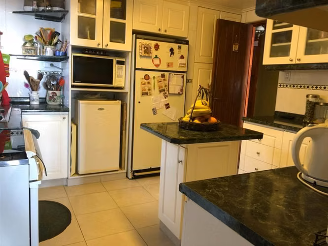 EXCELENTE OPORTUNIDAD ESTUPENDA CASA EN CONCÓN