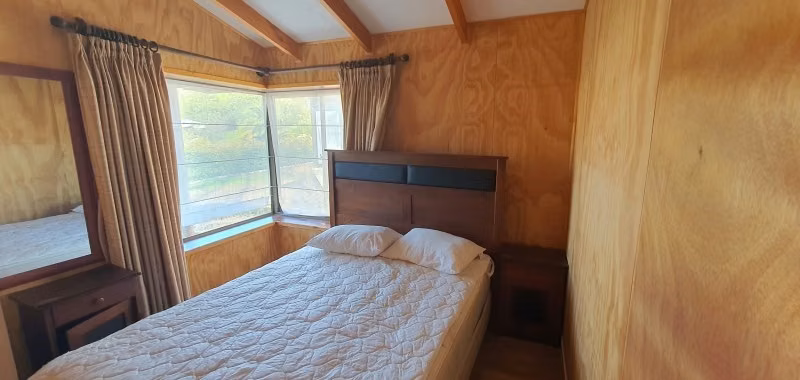 Hermosa Parcela con Casa, Piscinas, Quinchos y 4 Cabañas - Imagen 23