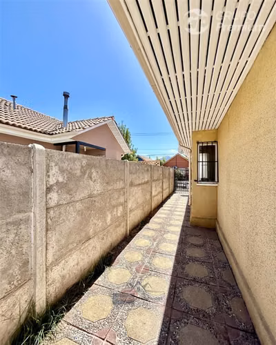Casa en venta en Portones del Inca San Felipe. 3D-2B