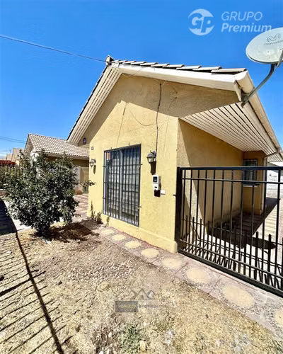 Casa en venta en Portones del Inca San Felipe. 3D-2B