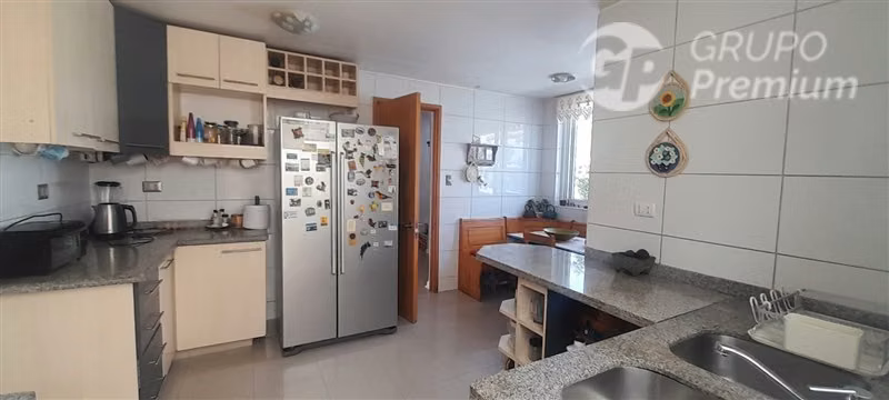Casa en venta de 4 dorm. en La Serena