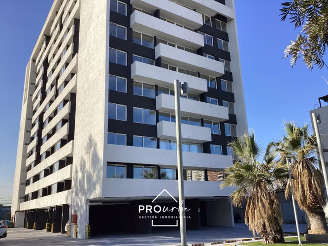 Venta departamento en San Miguel (1 dormitorio, año 2022)