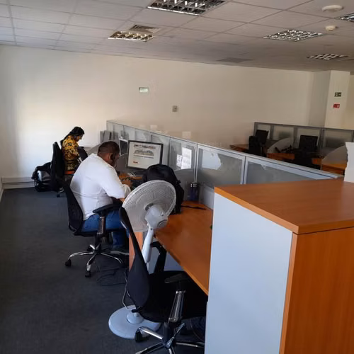 Oficina en venta en Huechuraba