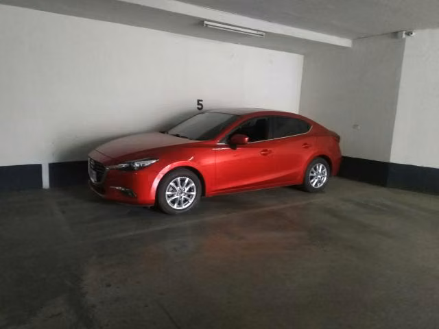 Estacionamiento en venta en Las Condes