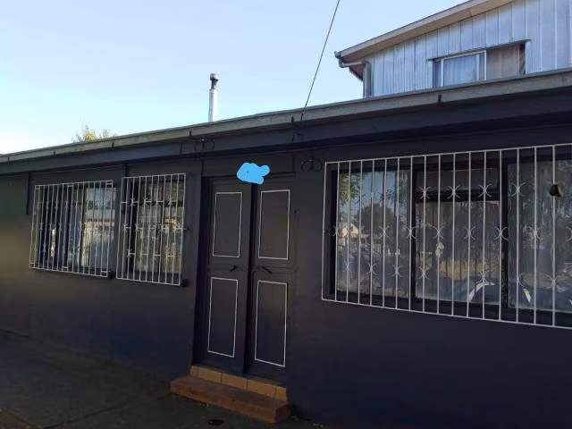Casa en venta de 8 dorm. en Chillán - Imagen 2
