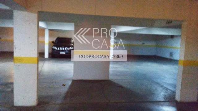 Estacionamiento en venta en Vitacura