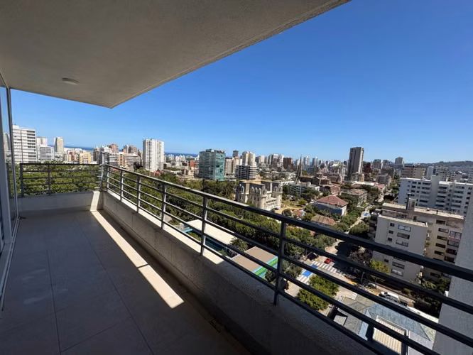 Arriendo moderno departamento Sector Oriente, vista panorámica