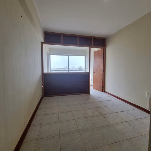 Oficina 48 en arriendo en Edificio Florencia, Centro de La Serena | 21 m², 2 Ambientes e Internet Incluido