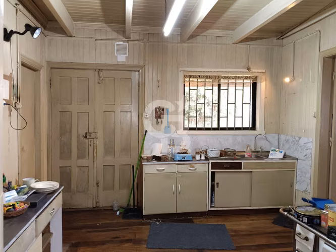Casa Estratégica: Ideal Empresas amplio patio y  céntrica