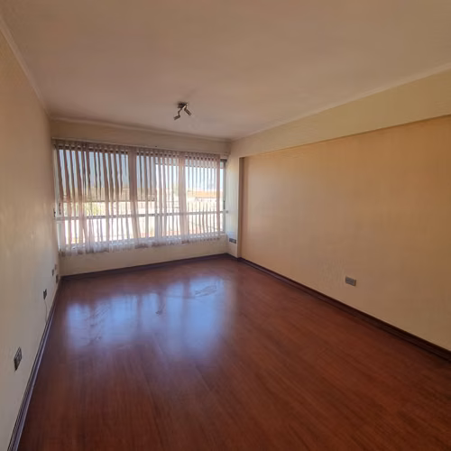 Oficina 47 en Arriendo en Edificio Florencia, Centro de La Serena | 21 m² con Internet Incluido