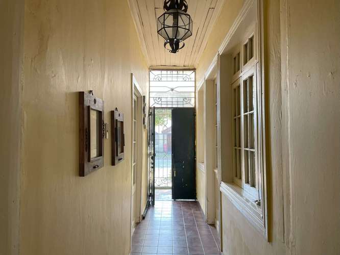 Versátil y funcional casa con aptitud habitacional o comercial - Imagen 2