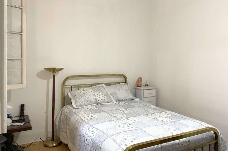 Versátil y funcional casa con aptitud habitacional o comercial - Imagen 12