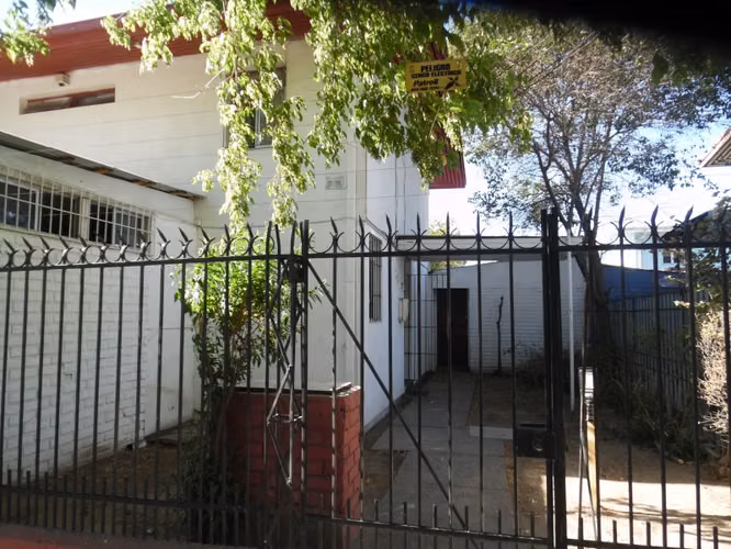 Casa grande en oferta en sector antiguo de San Bernardo